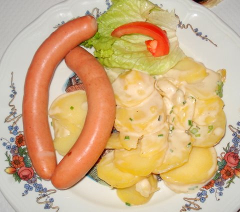 Franks w potato salad.JPG